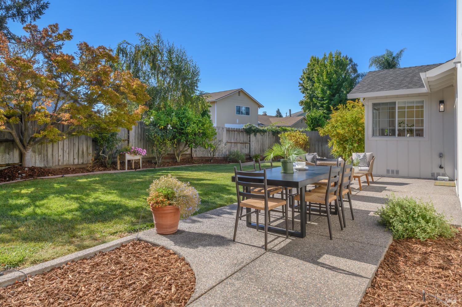 1620 Caulfield Lane