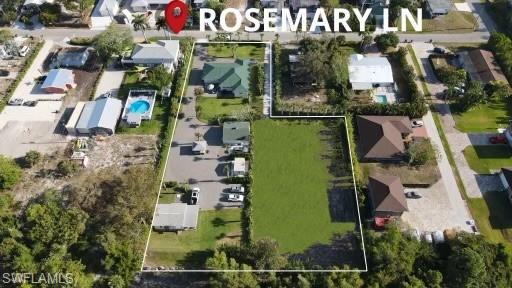 1308 Rosemary LN
