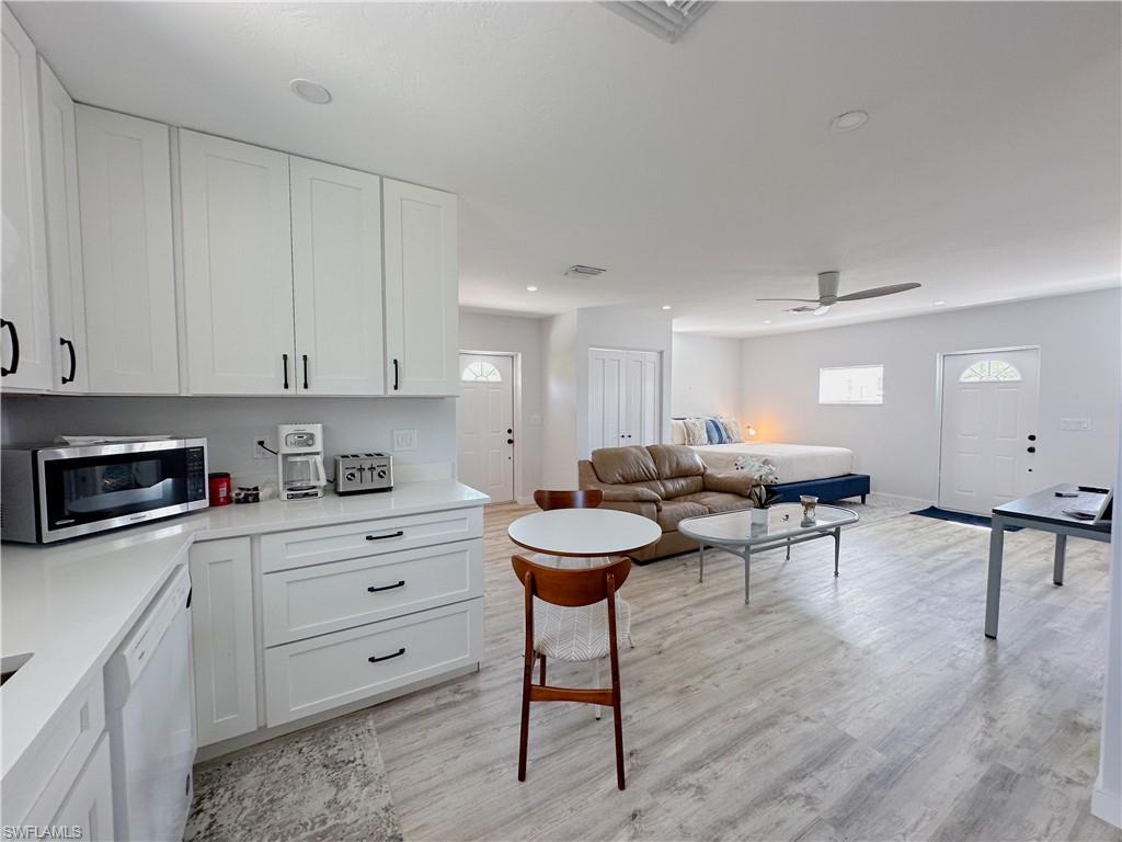 1308 Rosemary LN