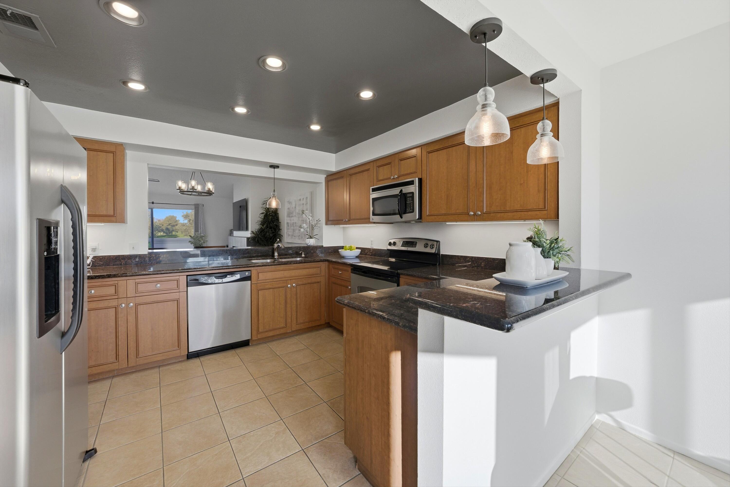 217 Desert Falls CIR