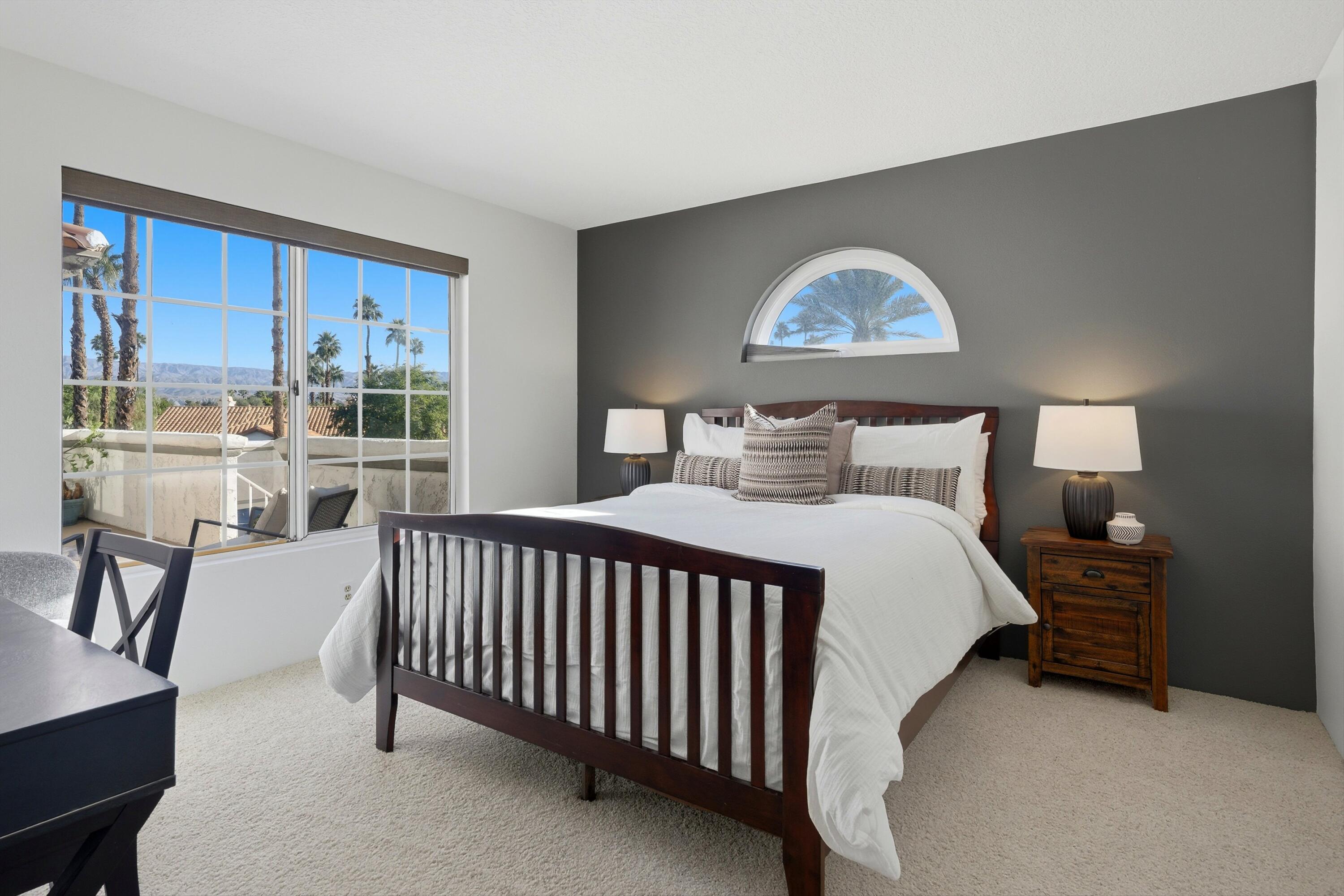 217 Desert Falls CIR