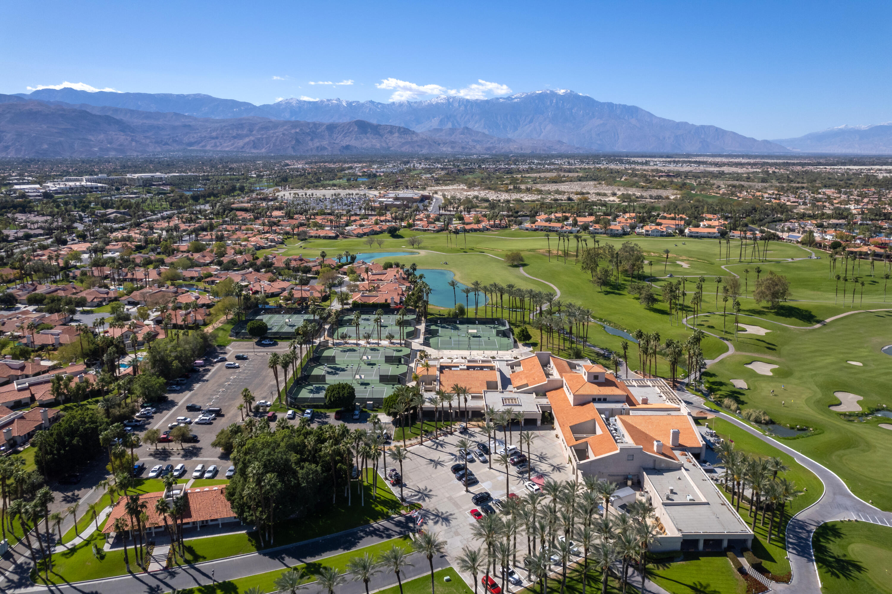 217 Desert Falls CIR