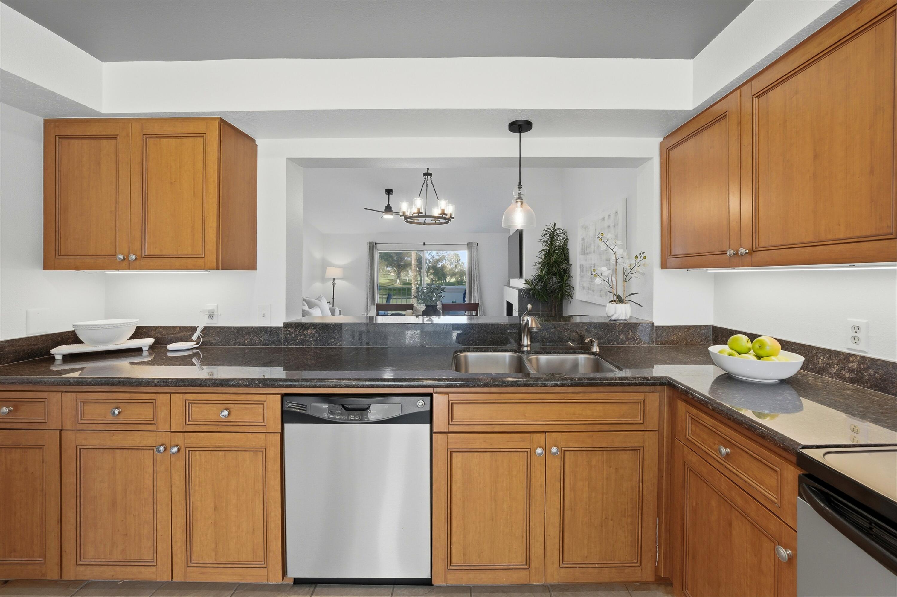 217 Desert Falls CIR