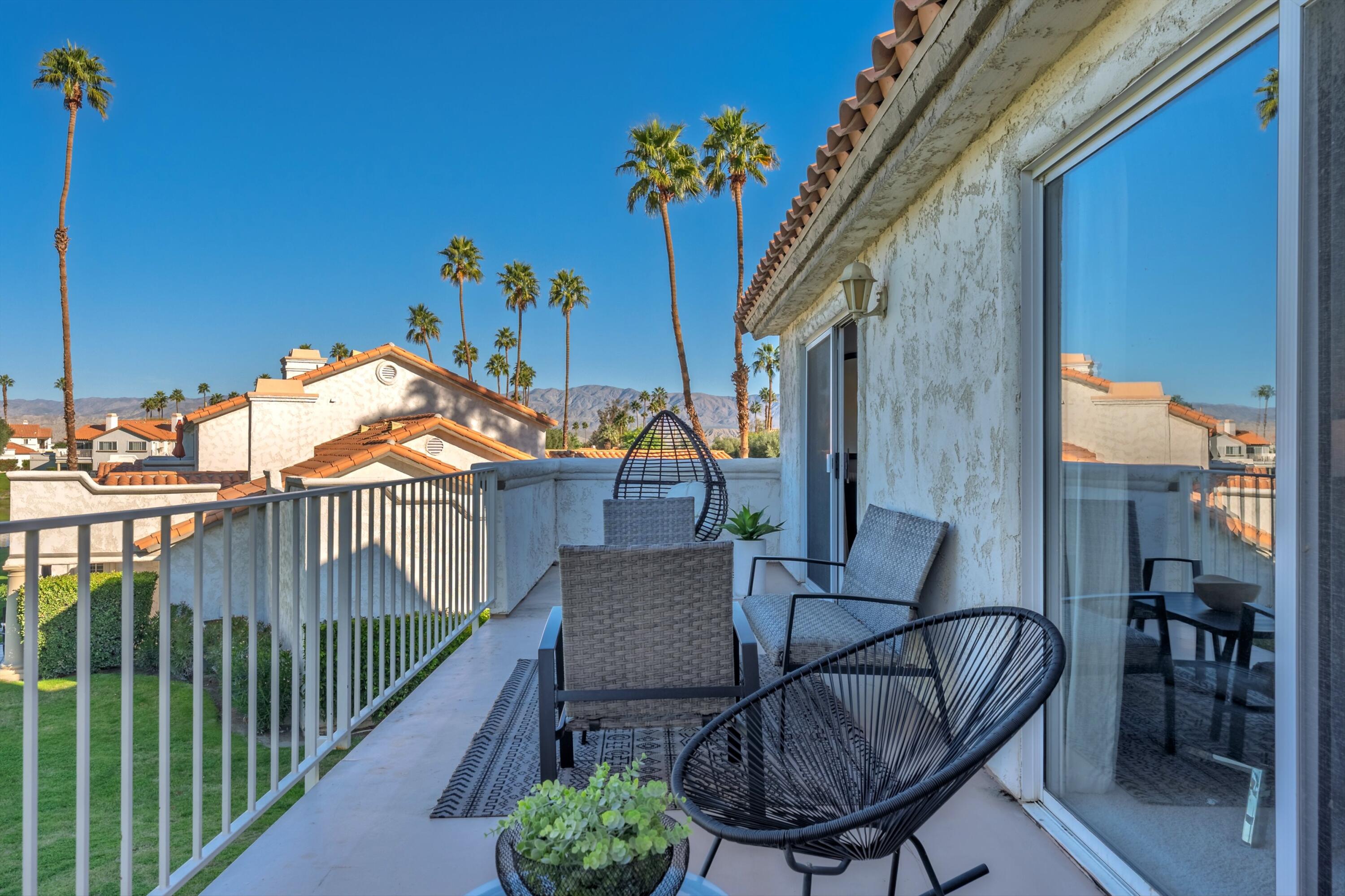 217 Desert Falls CIR