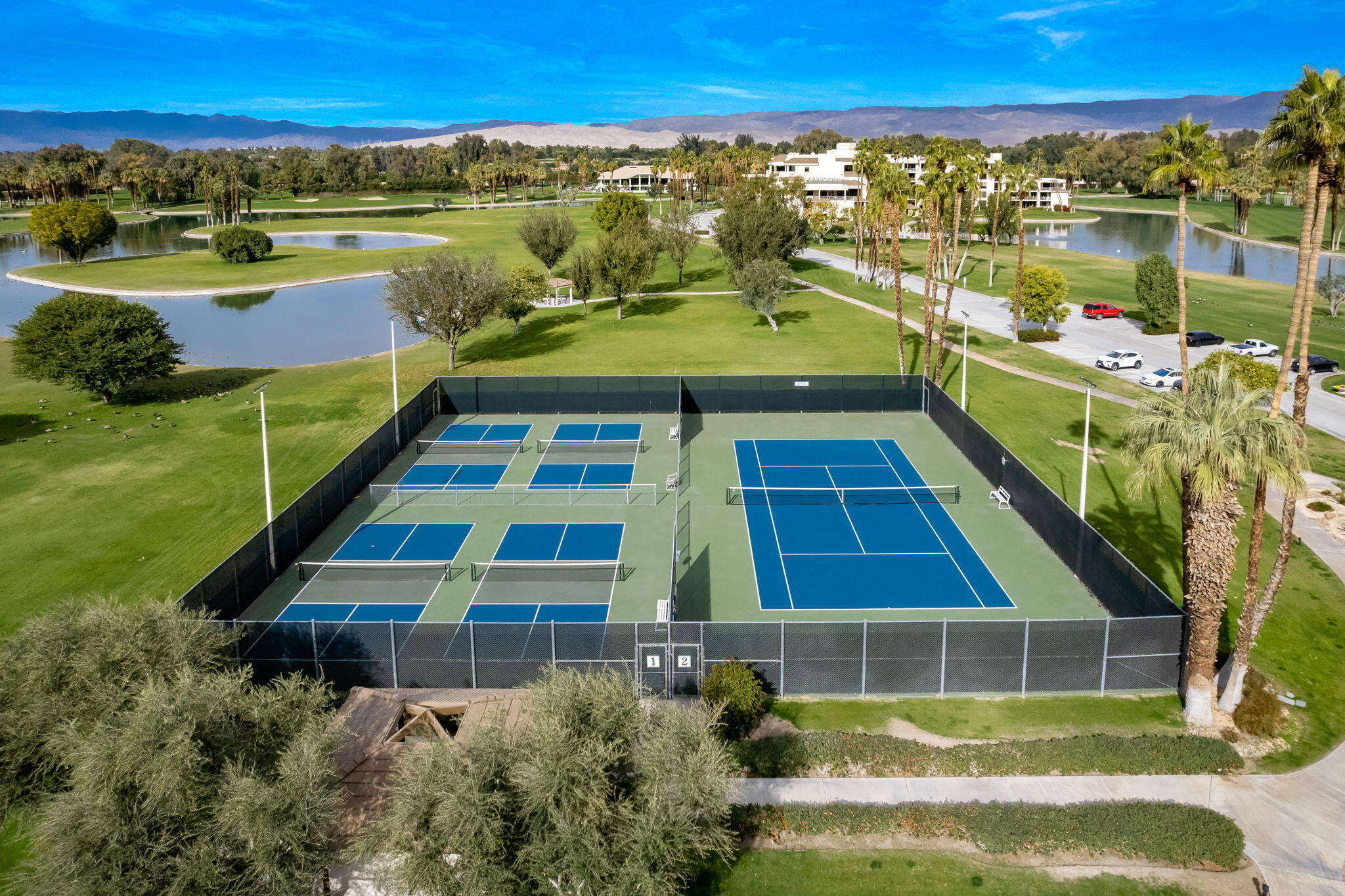 900 Island DR Unit: 403