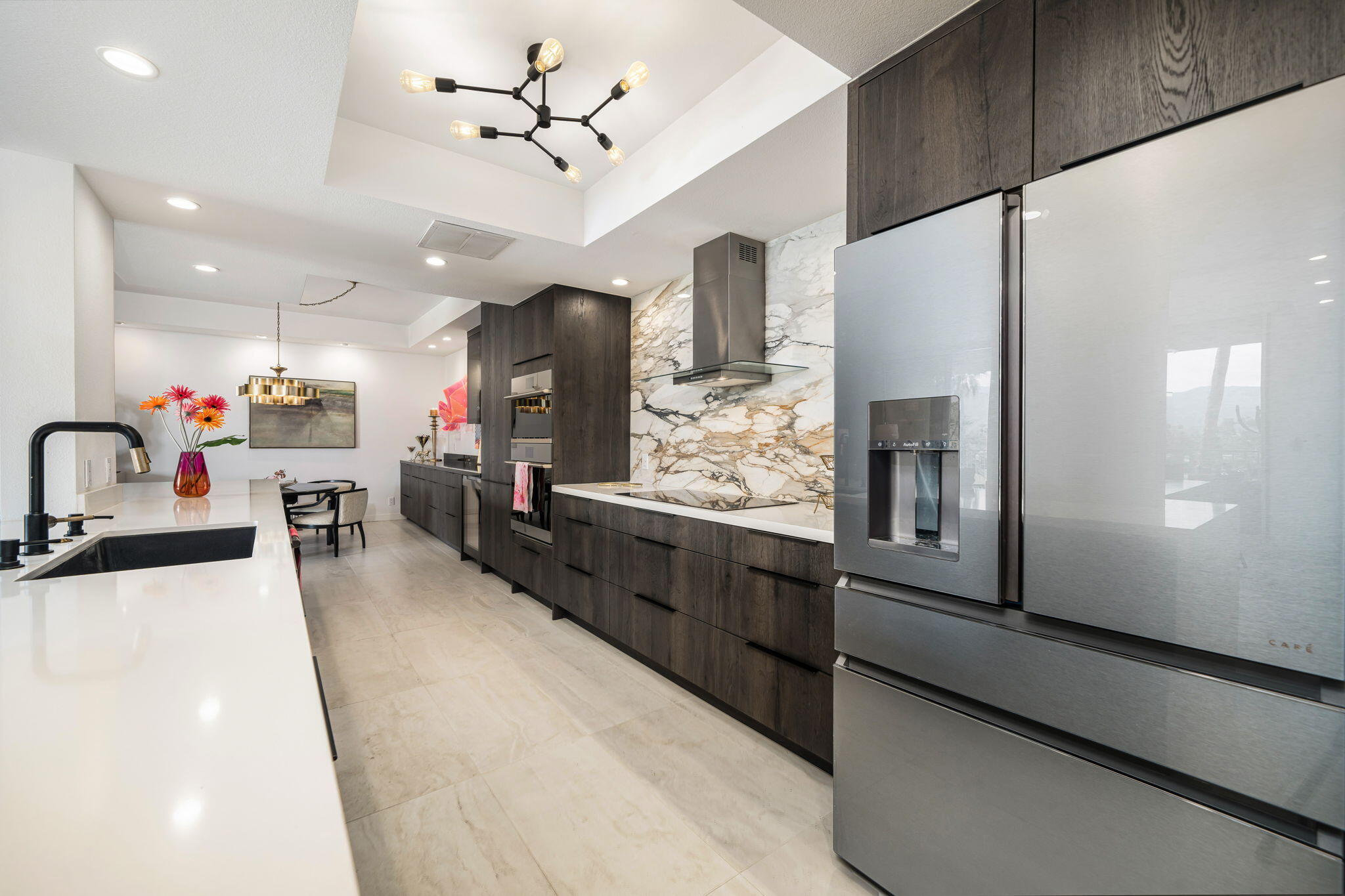 900 Island DR Unit: 403