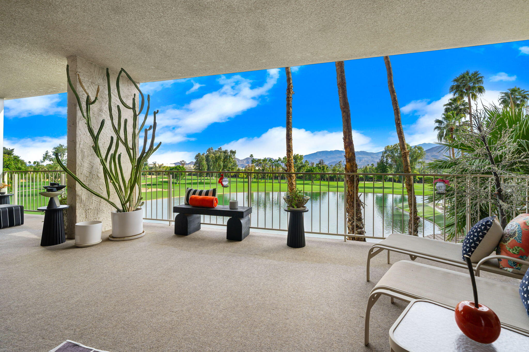 900 Island DR Unit: 403