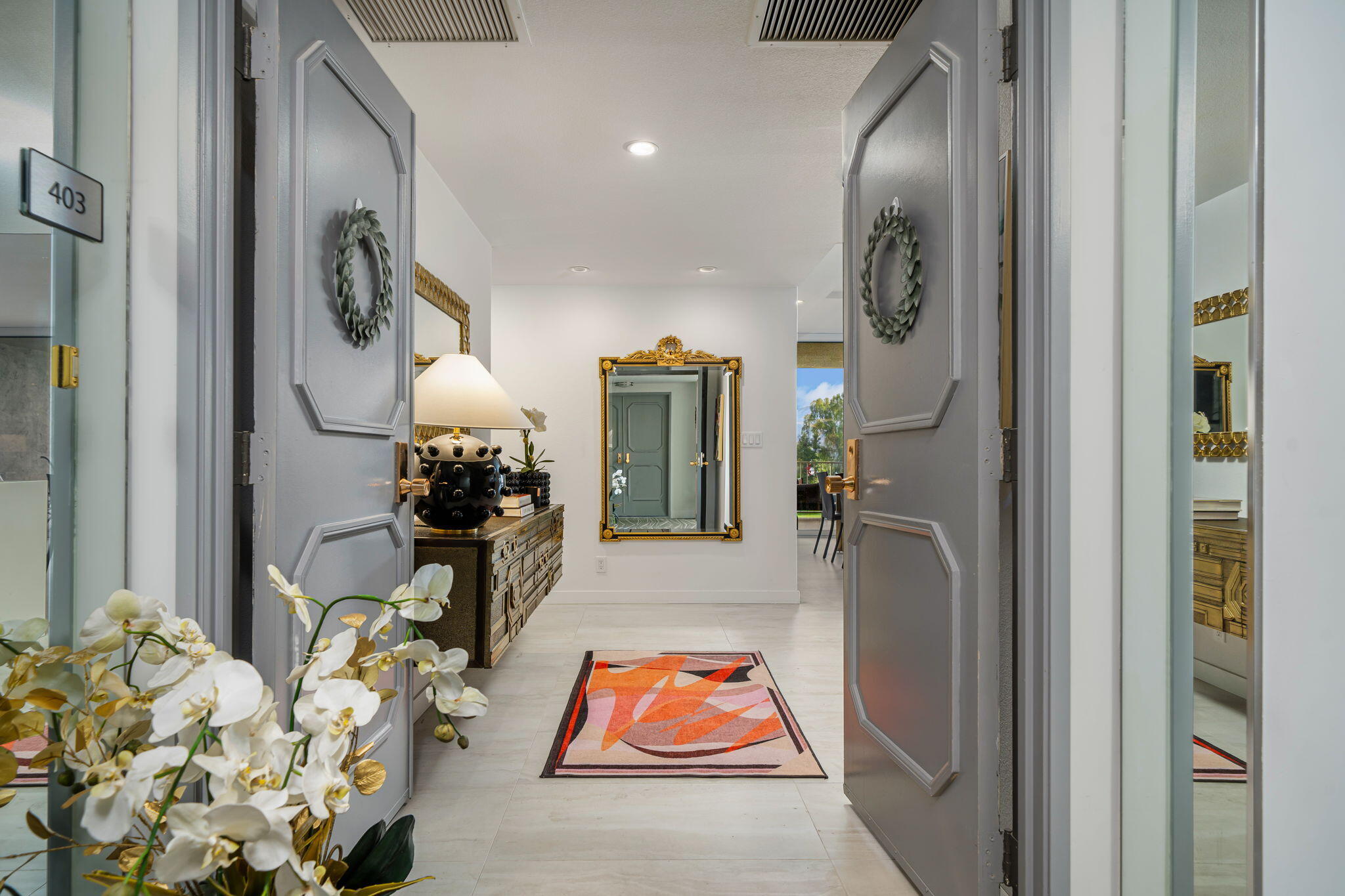 900 Island DR Unit: 403