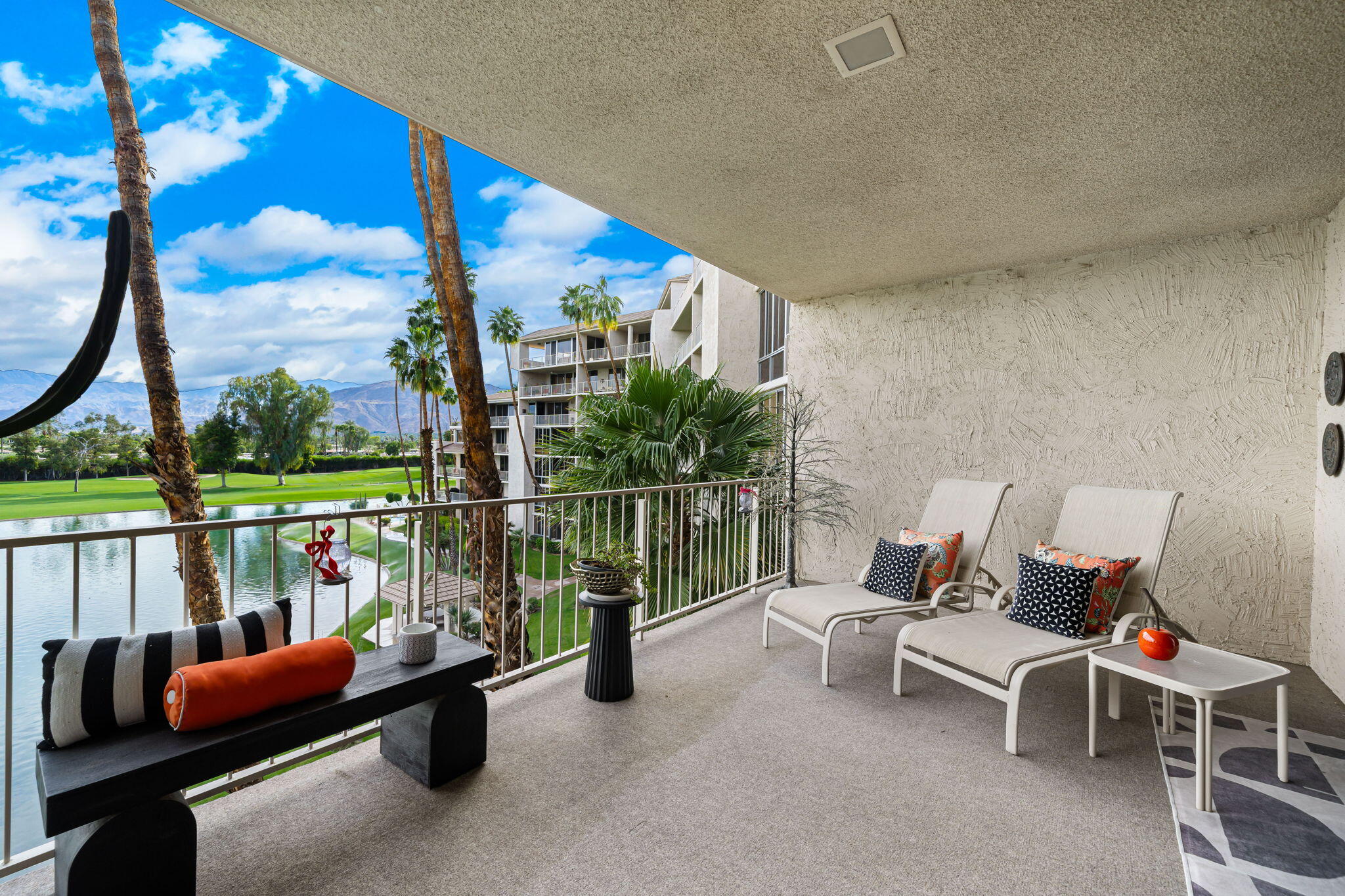 900 Island DR Unit: 403