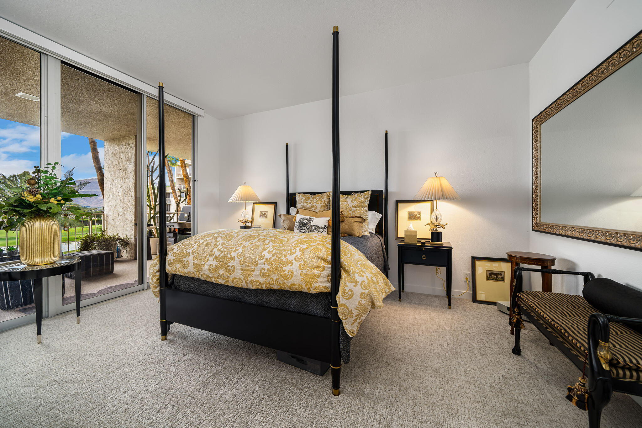 900 Island DR Unit: 403