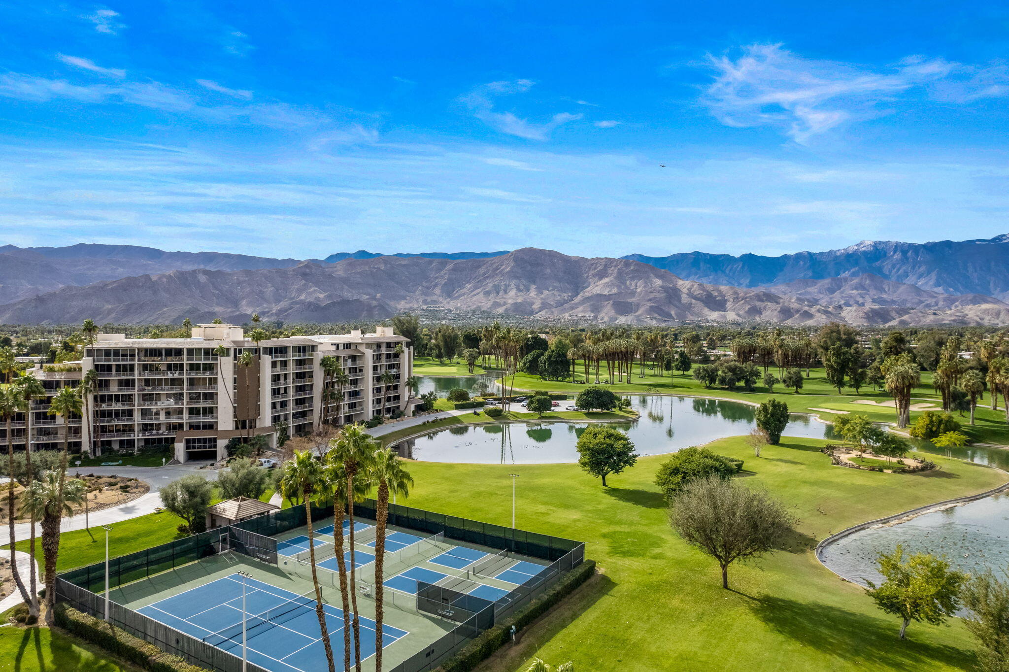 900 Island DR Unit: 403
