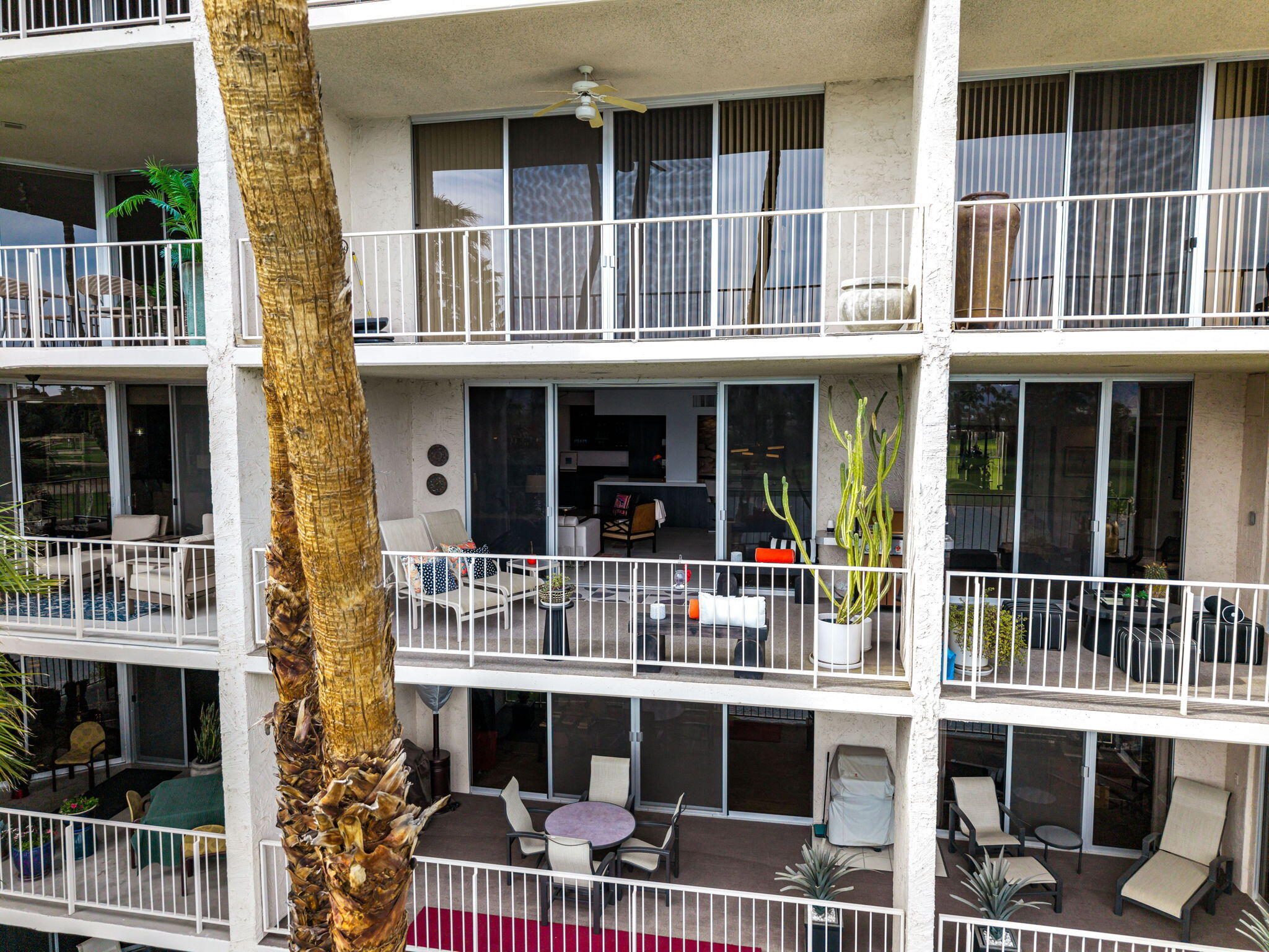 900 Island DR Unit: 403