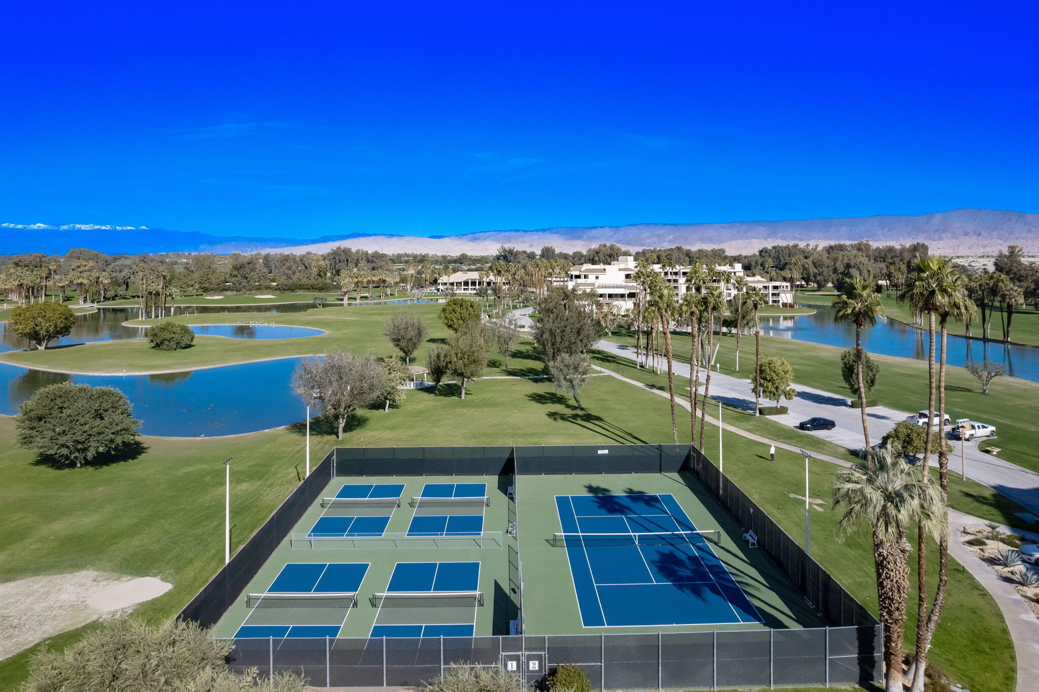 900 Island DR Unit: 403