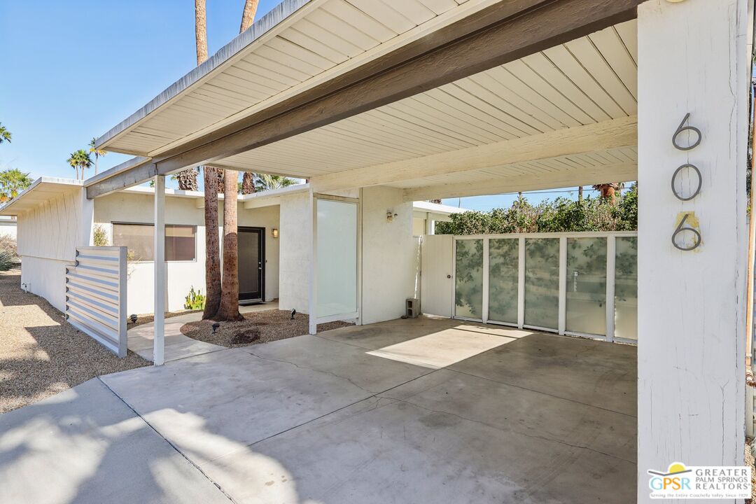 606 N Monterey Rd