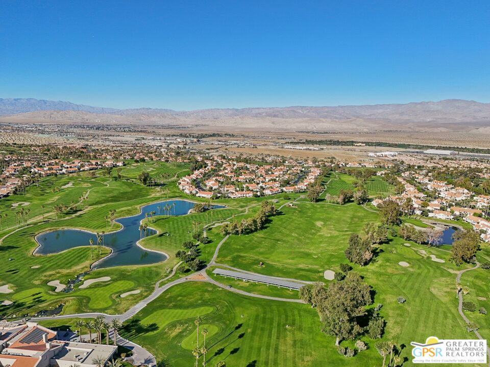 239 E Vista Royale Cir