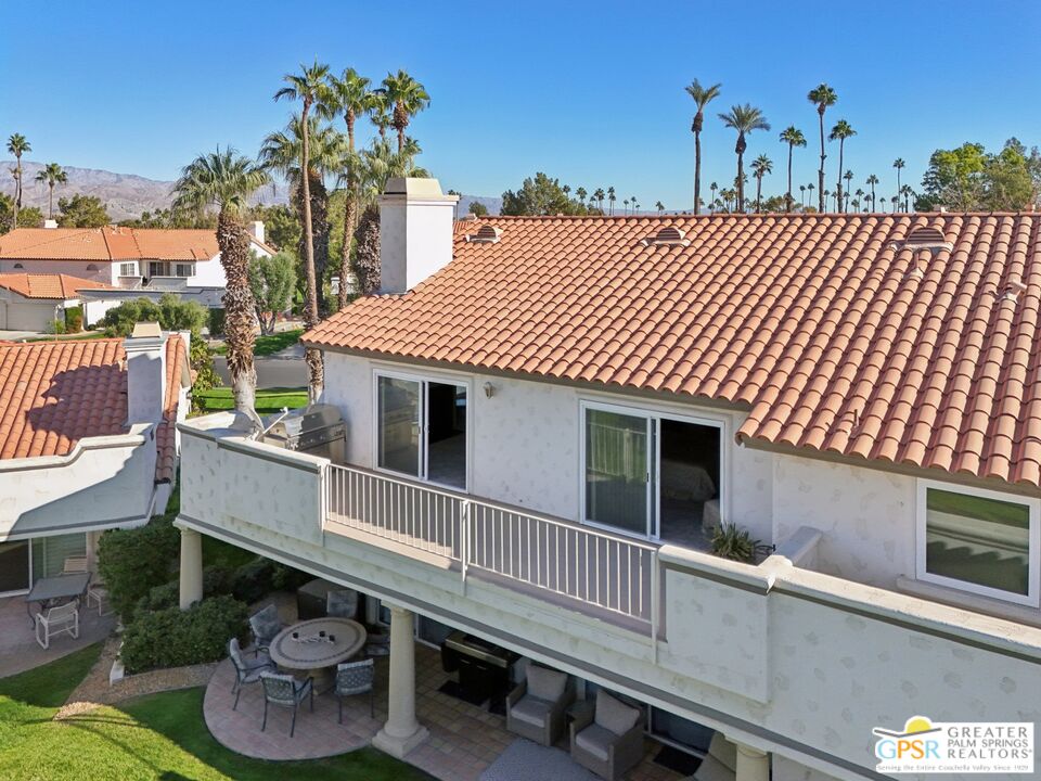 239 E Vista Royale Cir