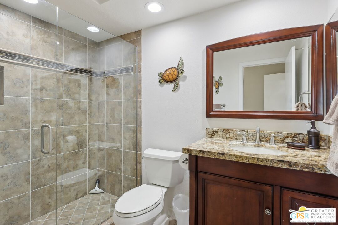 239 E Vista Royale Cir