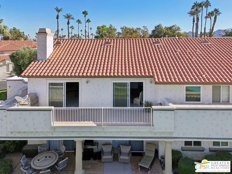 239 E Vista Royale Cir