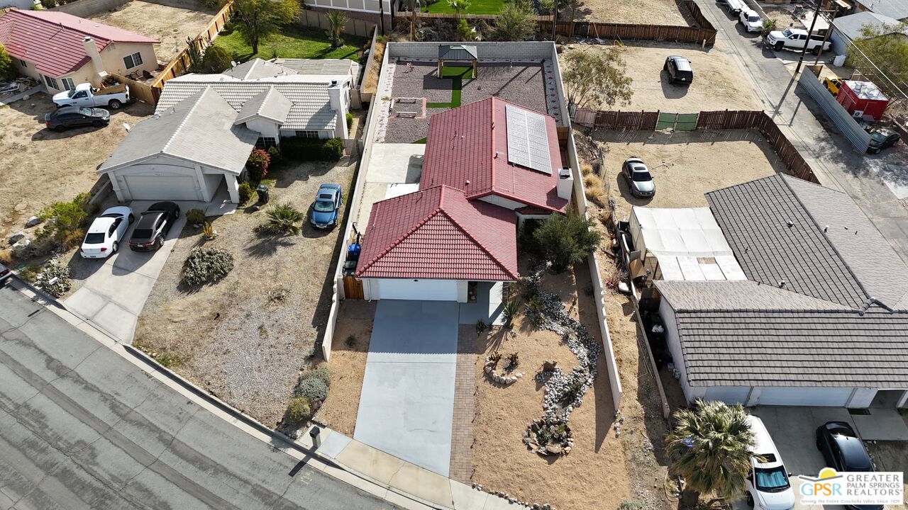 9888 Valencia Dr