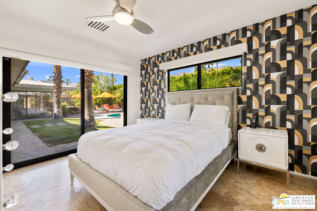 1151 S Calle Rolph