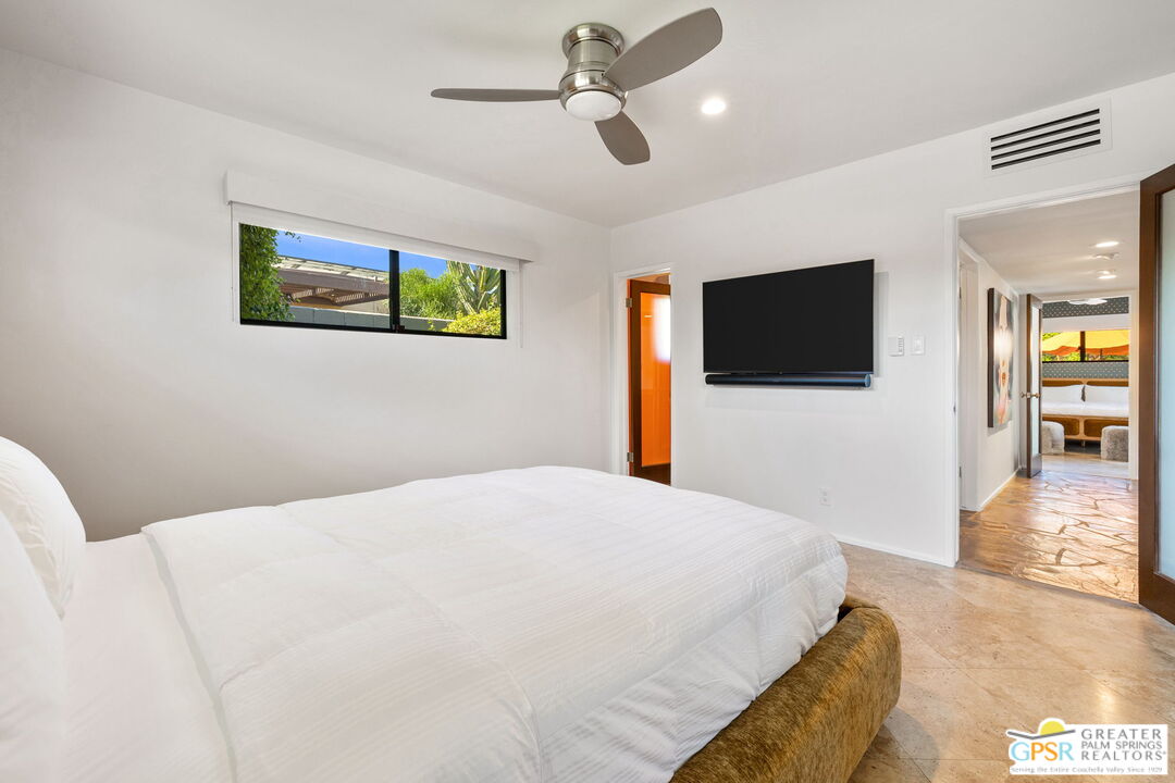 1151 S Calle Rolph