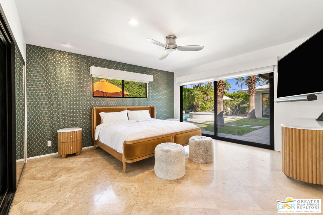 1151 S Calle Rolph