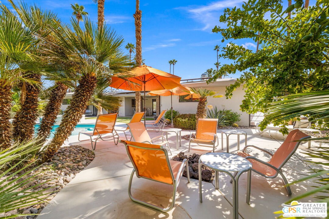 1151 S Calle Rolph