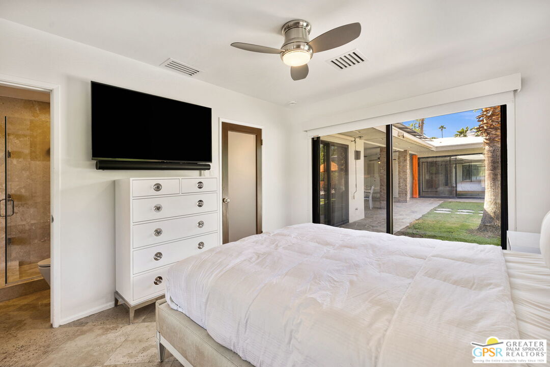 1151 S Calle Rolph