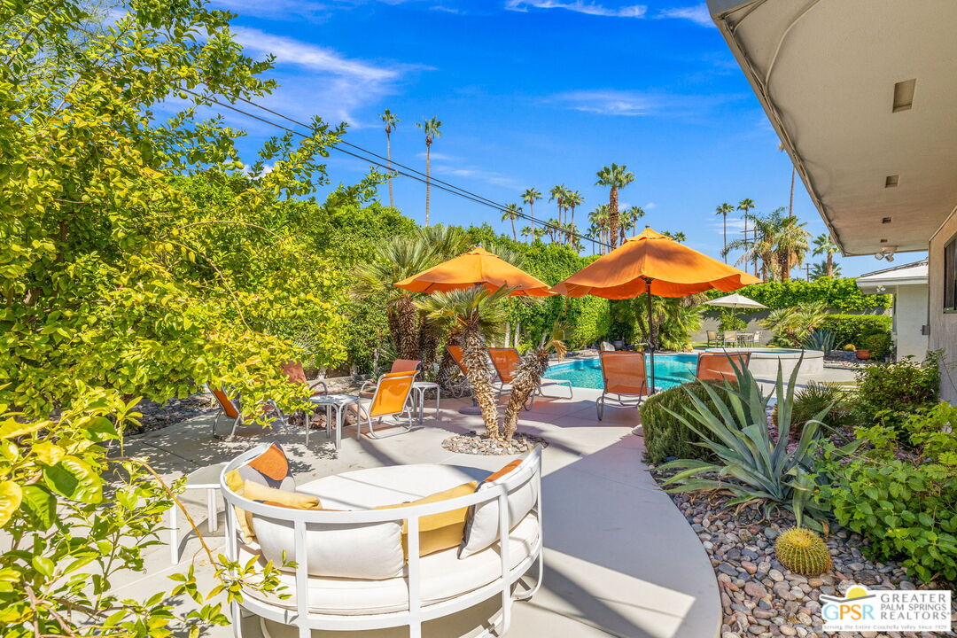 1151 S Calle Rolph