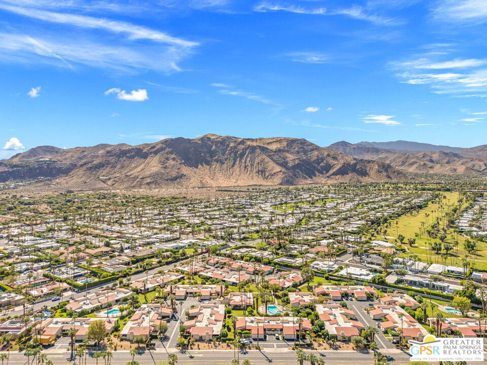 1095 S La Verne Way