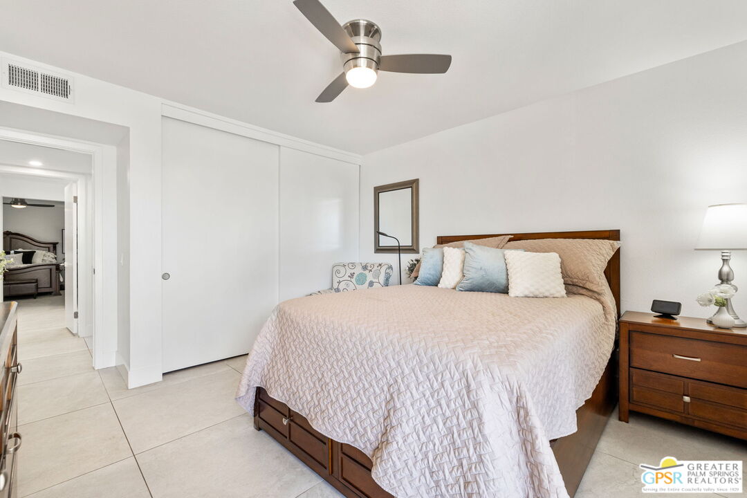 1095 S La Verne Way