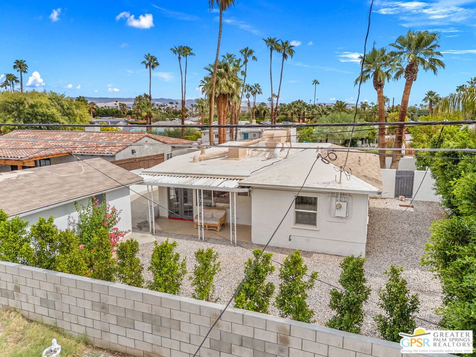 543 N Paseo De Anza