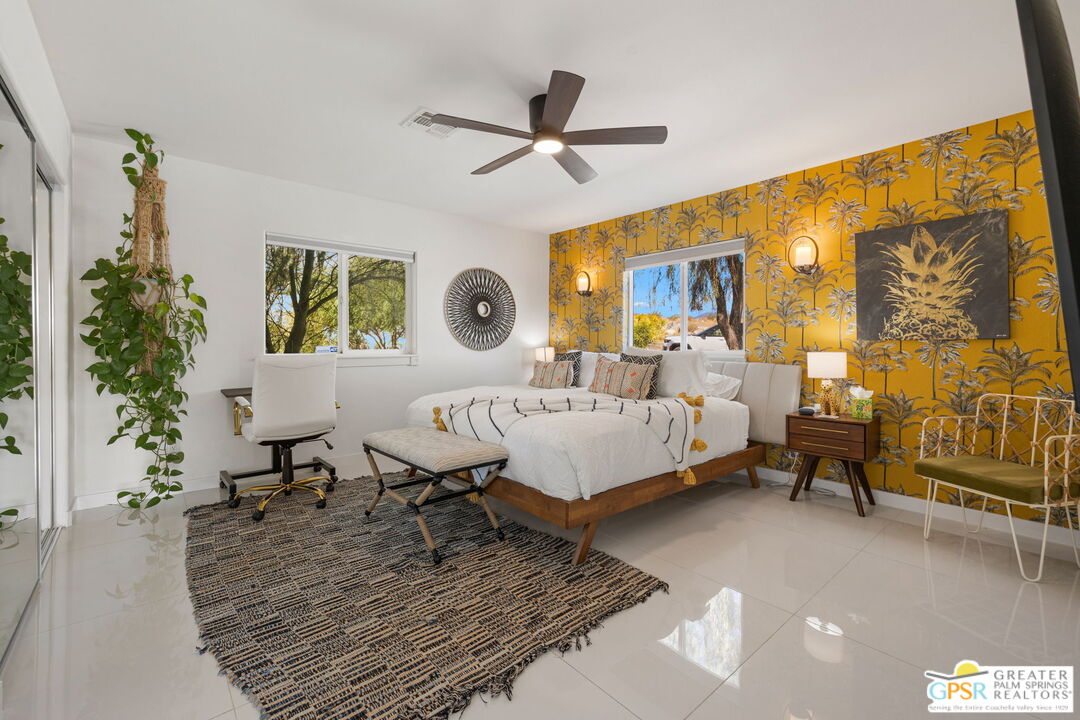 775 W Racquet Club Rd