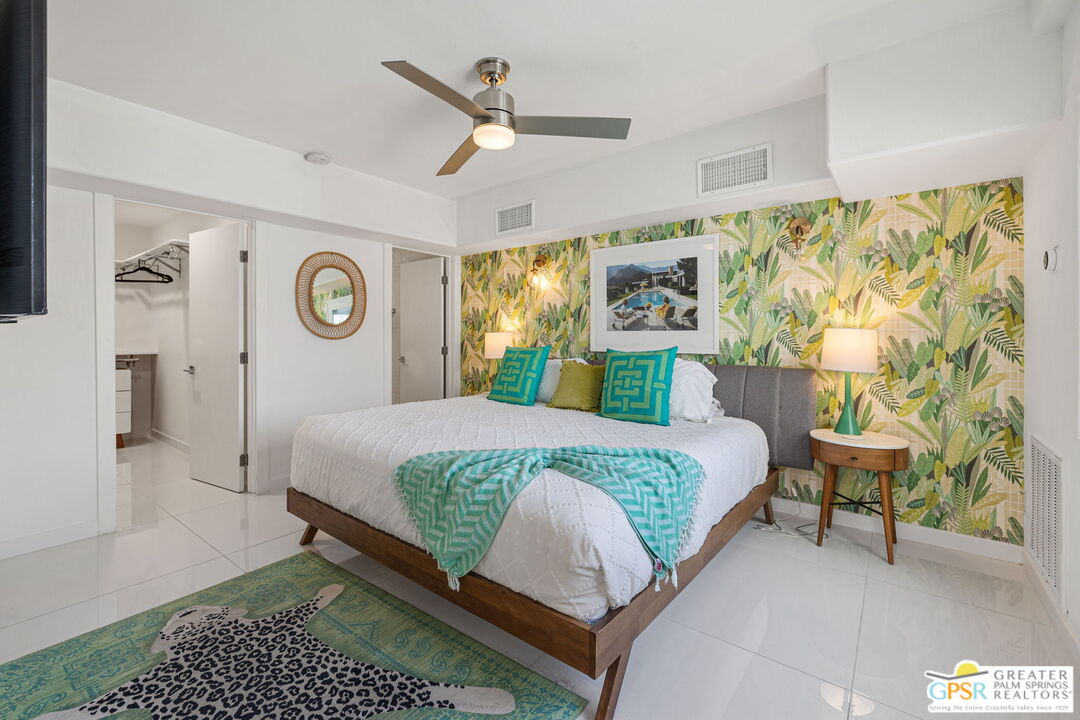 775 W Racquet Club Rd