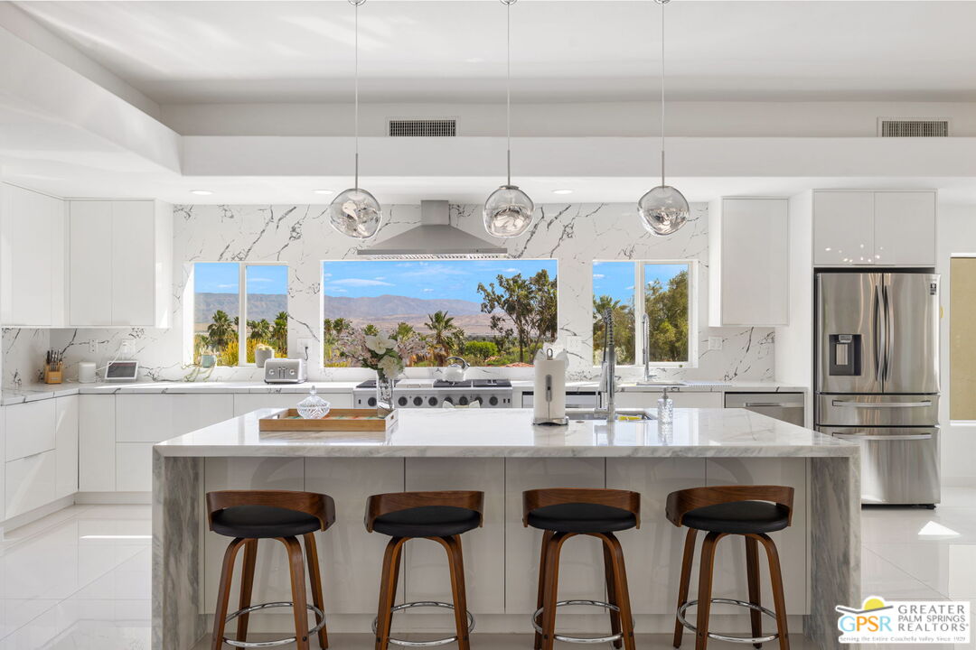 775 W Racquet Club Rd