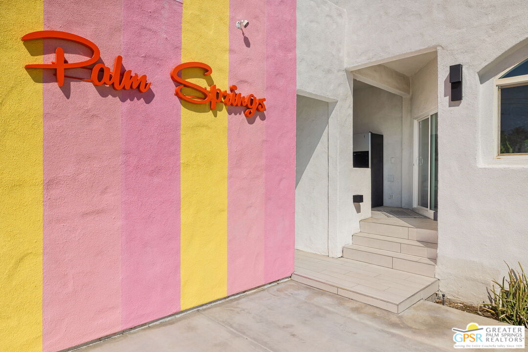 775 W Racquet Club Rd