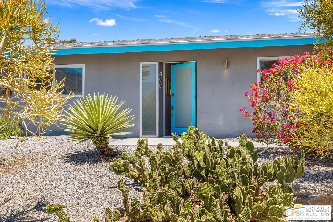 490 E Molino Rd