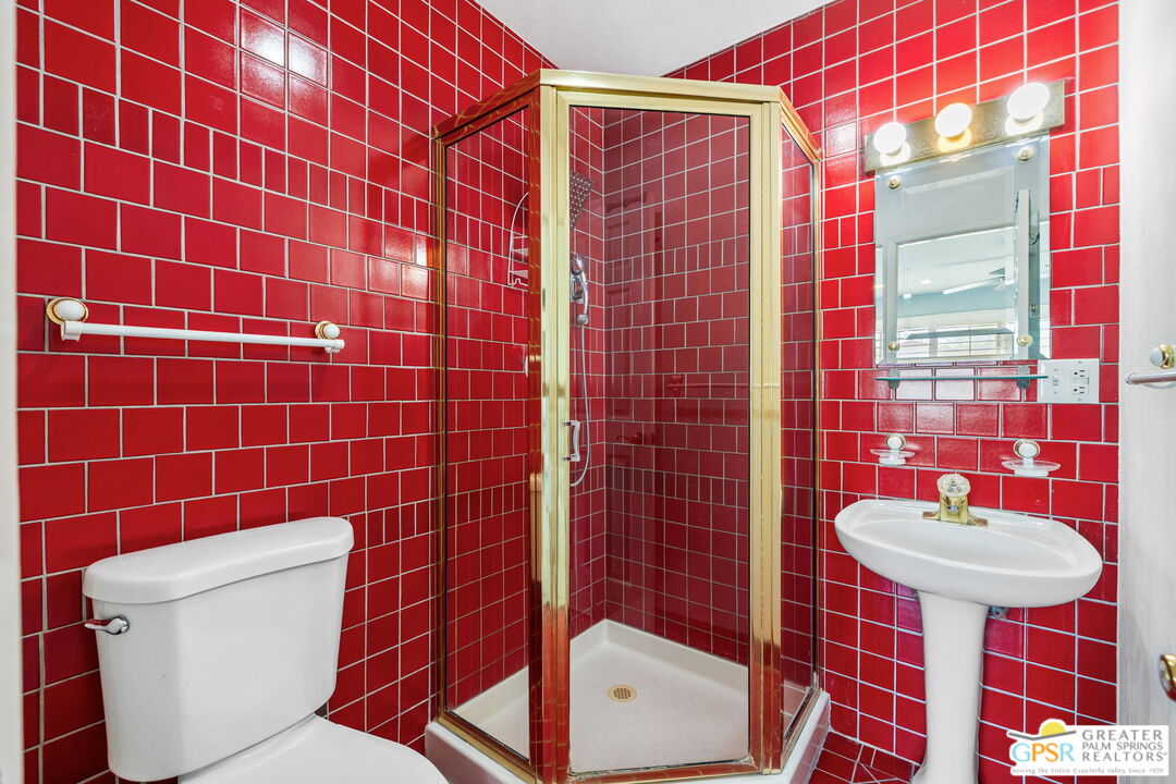 28465 Avenida Condesa