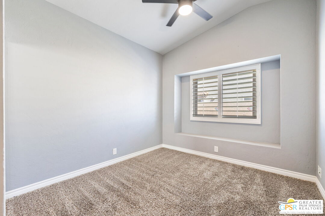 28465 Avenida Condesa