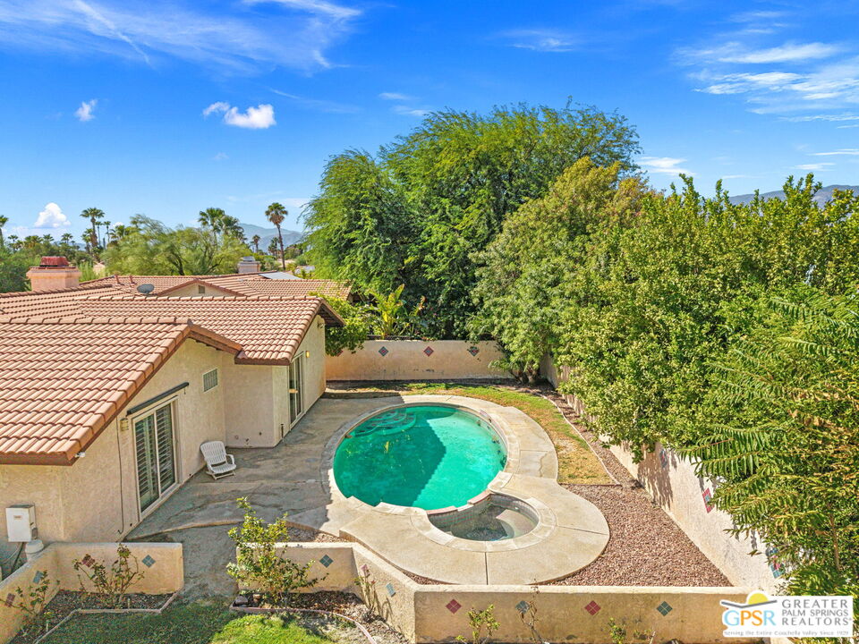 28465 Avenida Condesa