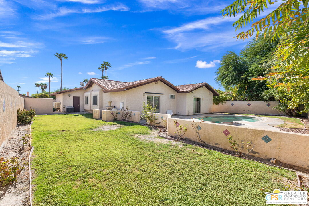 28465 Avenida Condesa