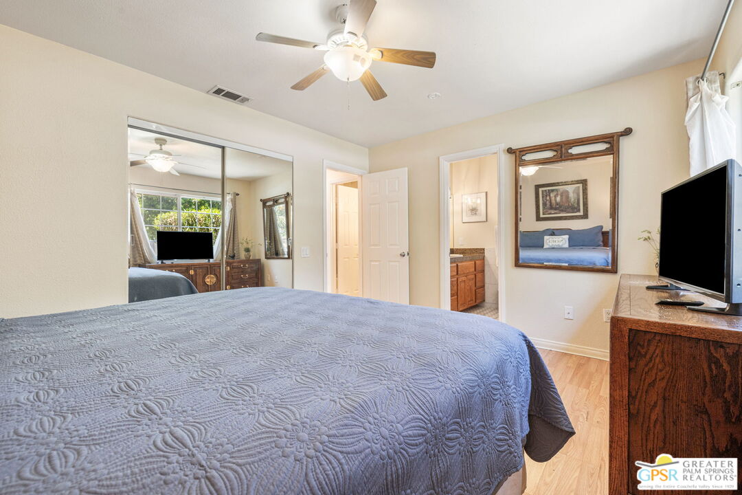 44593 Roundtable St