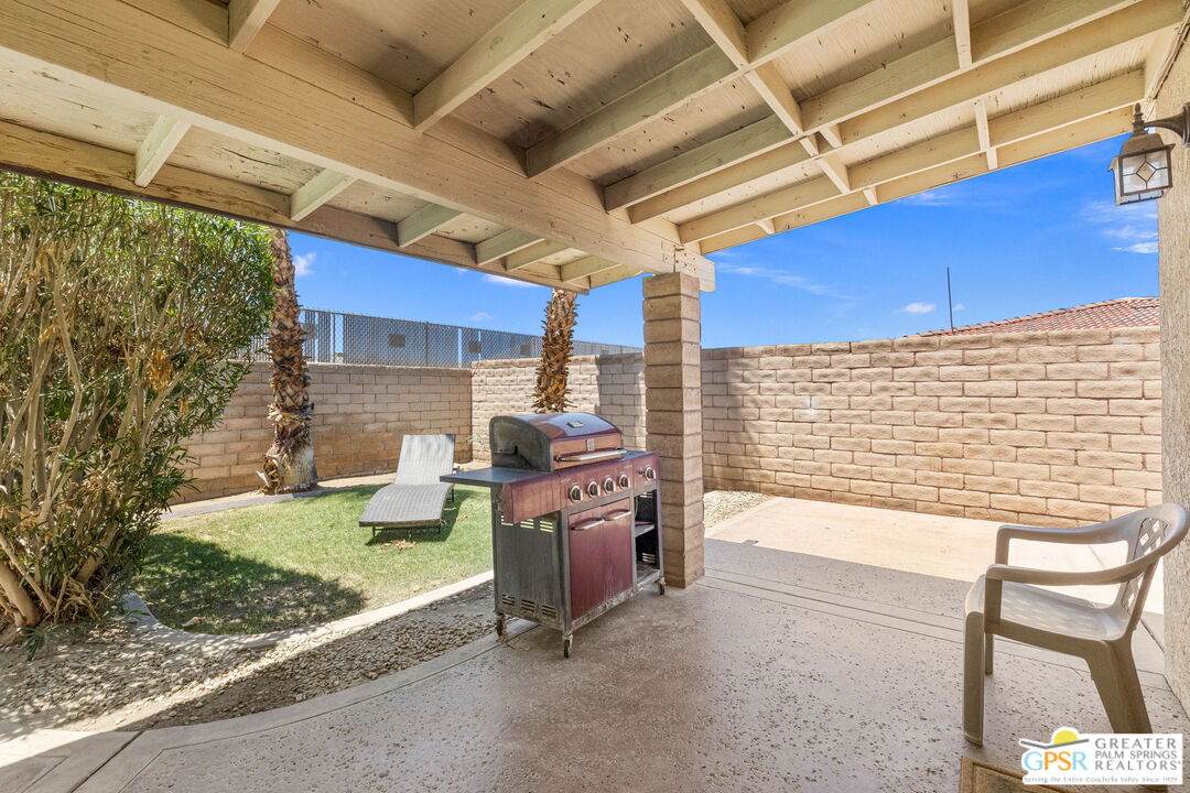 44593 Roundtable St