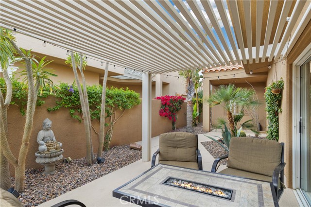 28 Pebble Beach DR