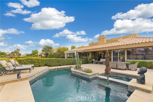 28 Pebble Beach DR