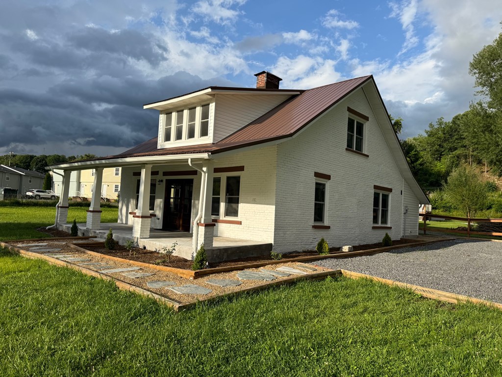 110 Vincent Lane