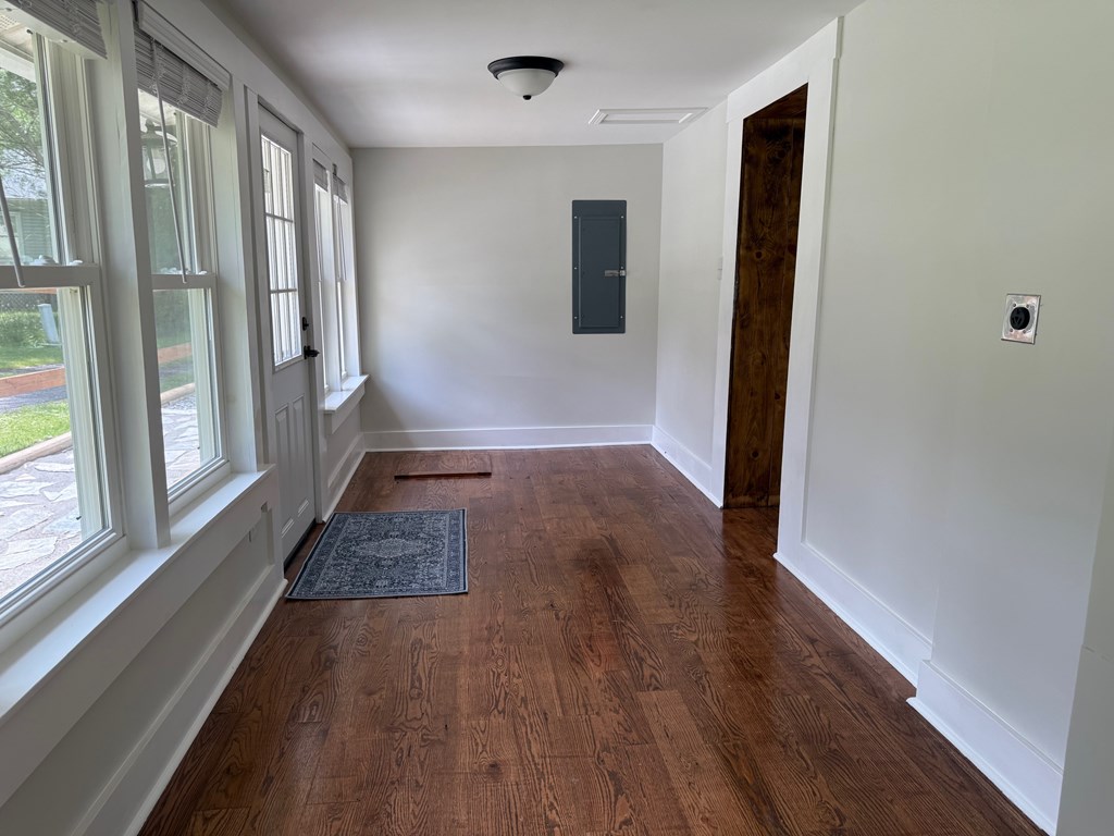 110 Vincent Lane