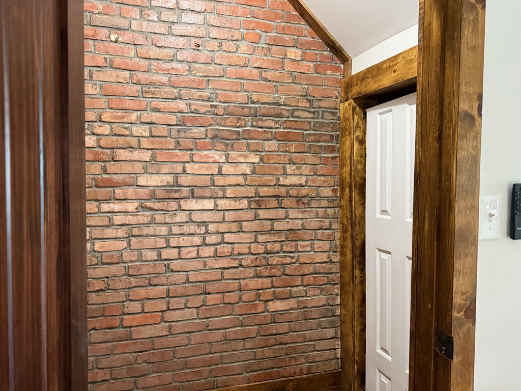 110 Vincent Lane