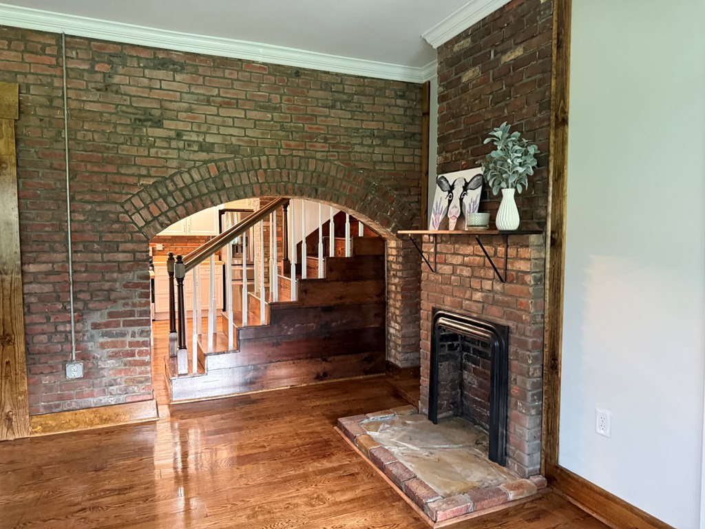 110 Vincent Lane