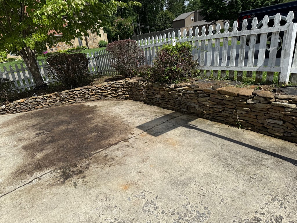 16344 Southwood Drive